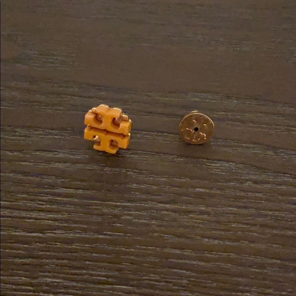 Tory Burch earring